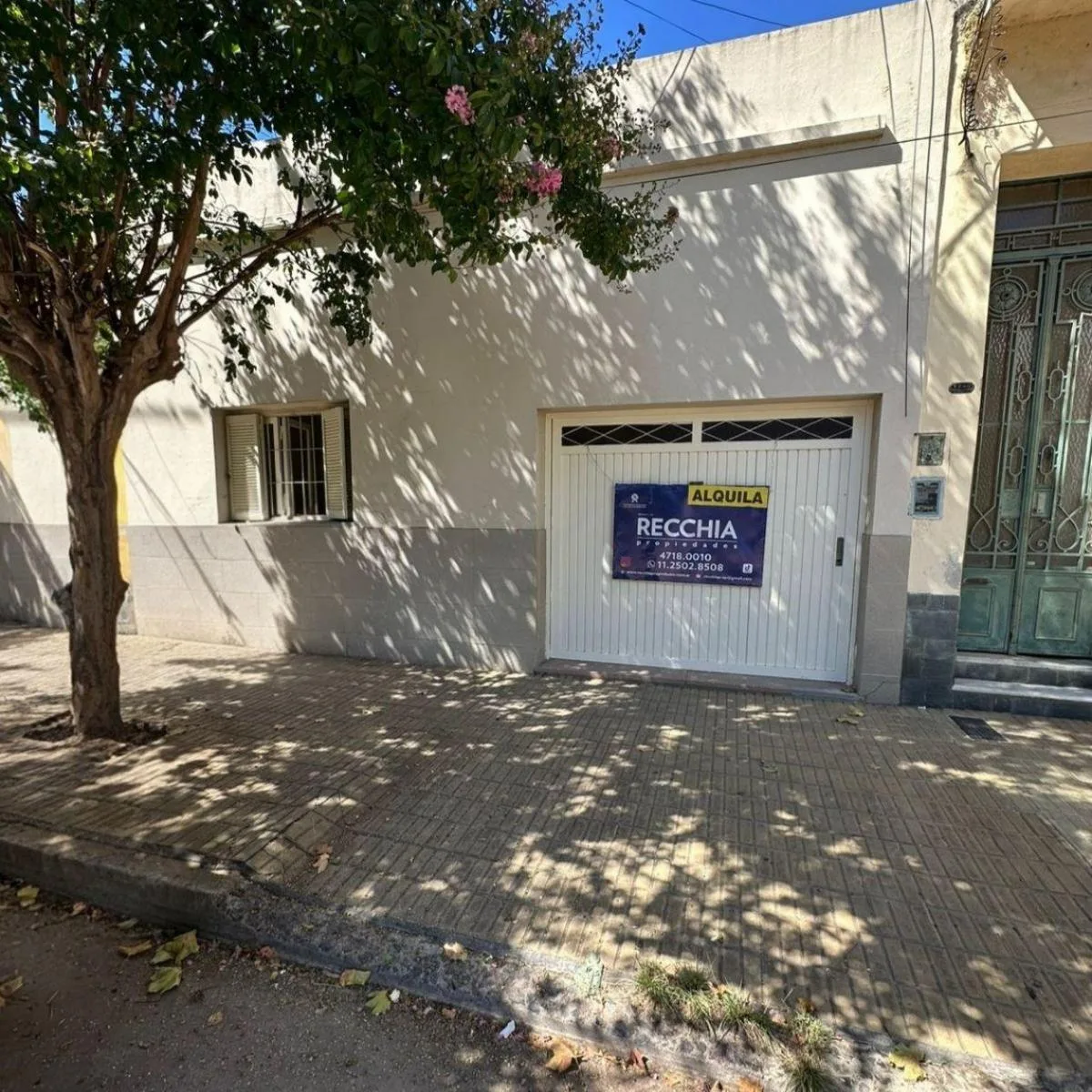 Casa térrea de 4 ambientes com 3 dormitórios em Vicente López (Florida Mitre/este)