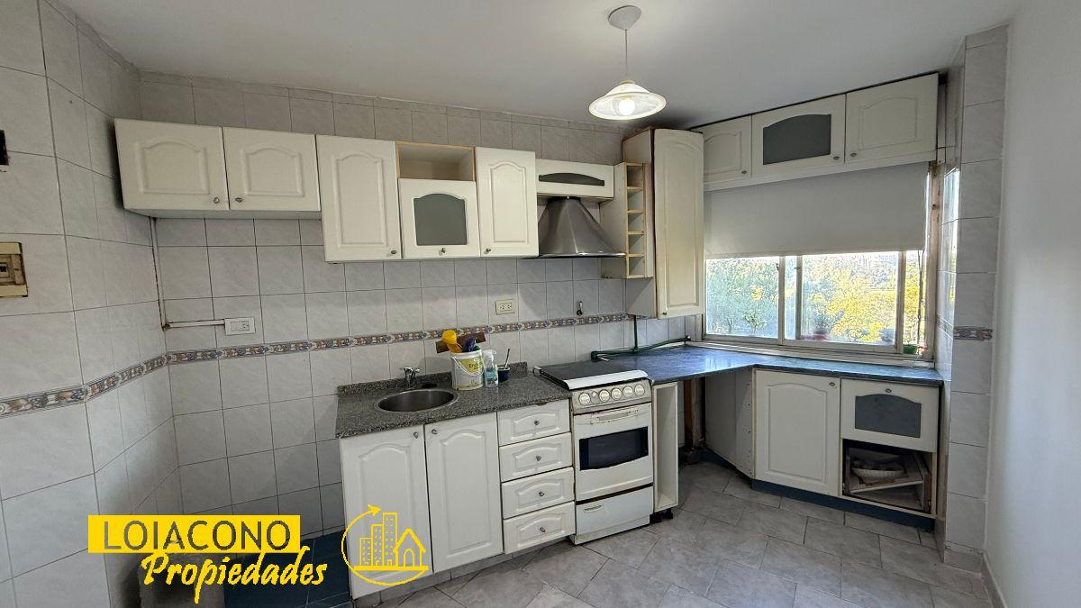 Apartamento de 3 ambientes com 2 dormitórios em Villa Lugano