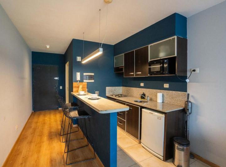 Studio apartment in Núñez with balcony, pool and communal amenities