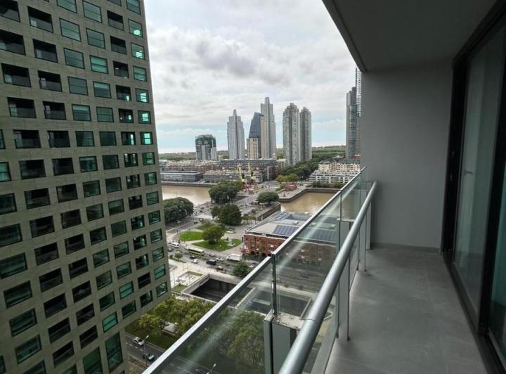 Kitnet mobiliada no Quartier del Bajo, 22º andar, em Puerto Madero