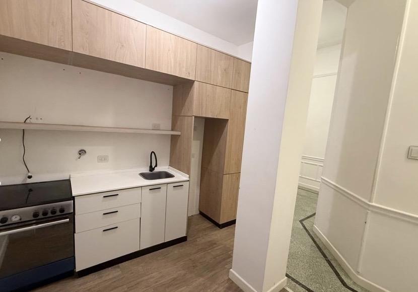 Apartamento de 3 ambientes com pátio em San Telmo