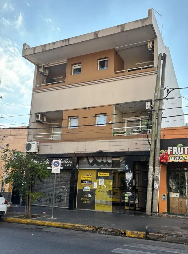 Monoambiente en Santos Lugares, Tres de Febrero