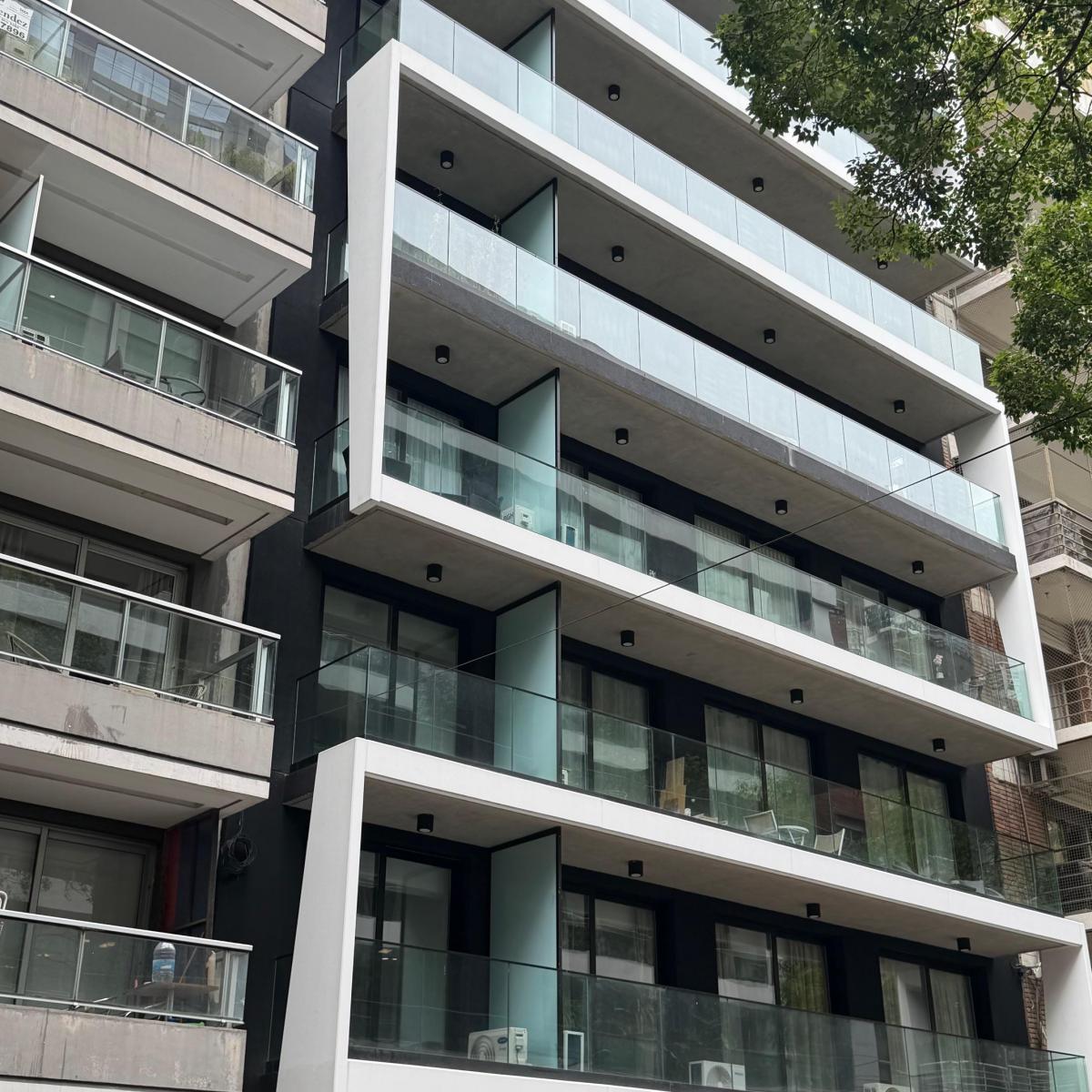 Kitnet novo em Palermo, 8º andar de fundos