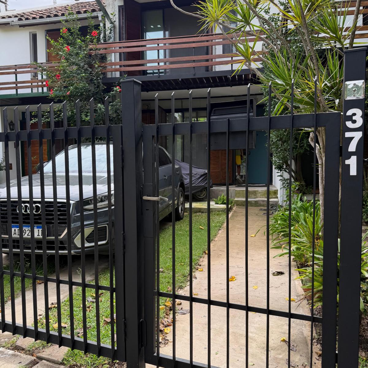 Triplex de 4 ambientes con 3 dormitorios en Tigre Centro