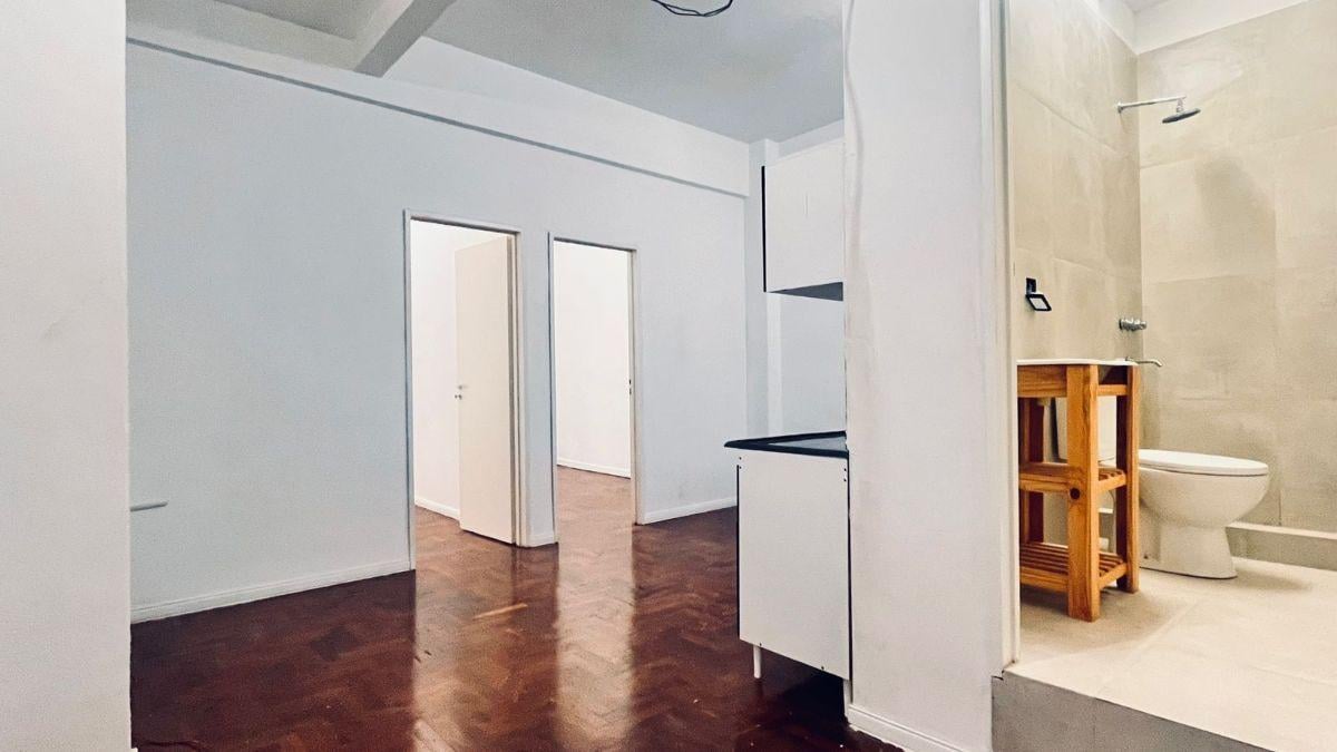 Departamento de 3 ambientes al frente en Balvanera