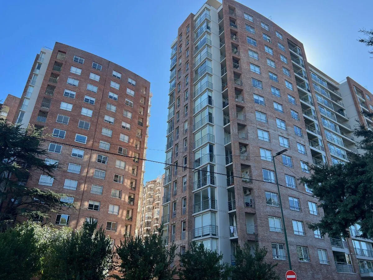 Departamento de 2 ambientes con cochera en San Isidro