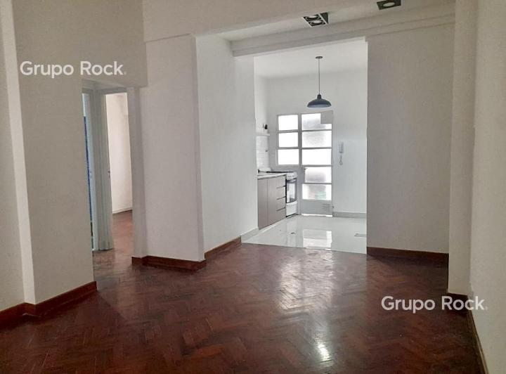 Apartamento de 3 ambientes com 2 pátios em Colegiales