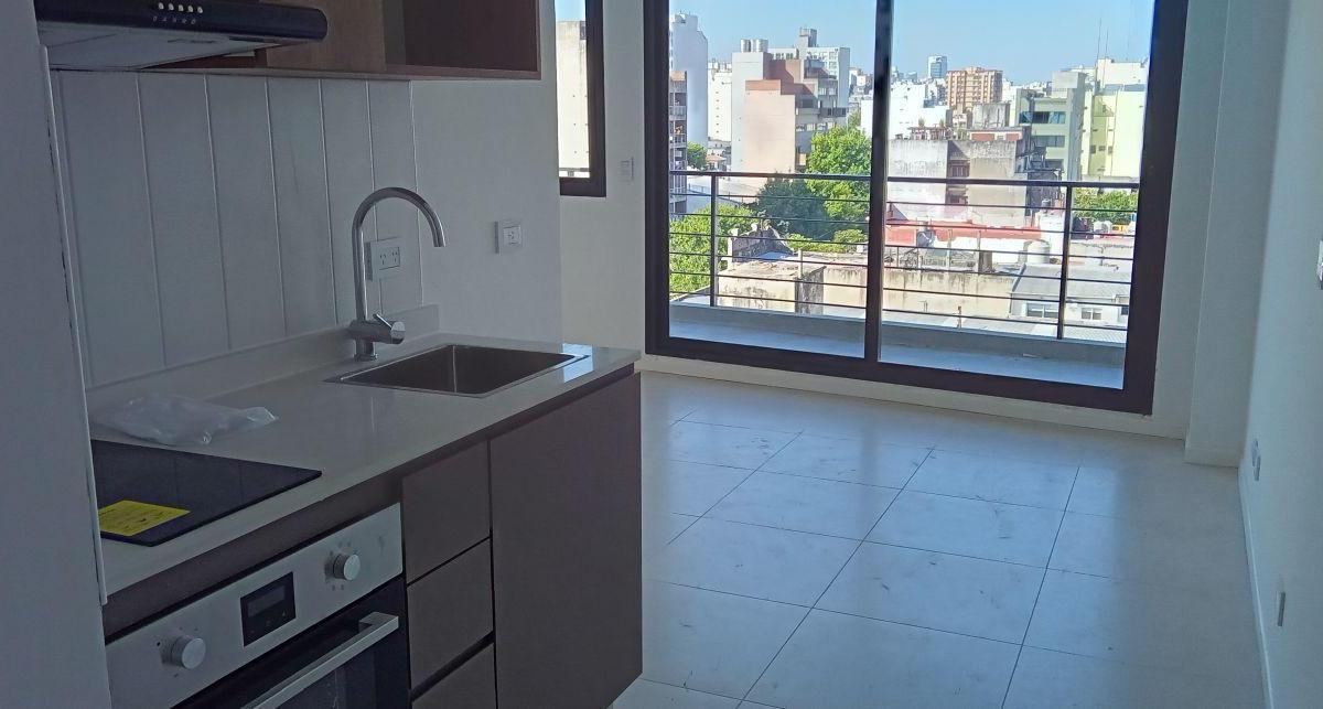Monoambiente con Balcon Al Frente y Cochera (Opcional)