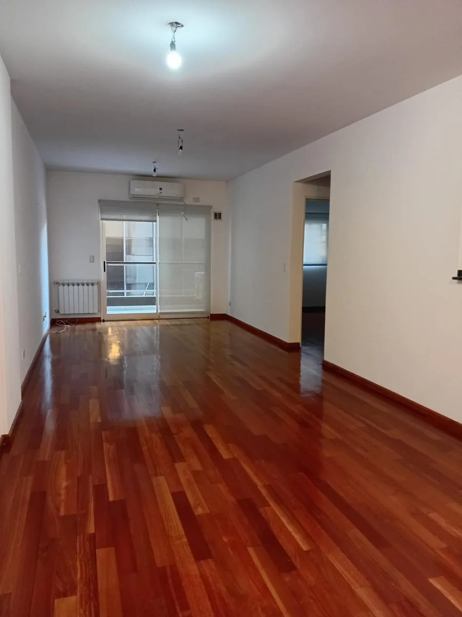 Alquiler de Exclusivo Departamento de 3 Ambientes en Olivos!