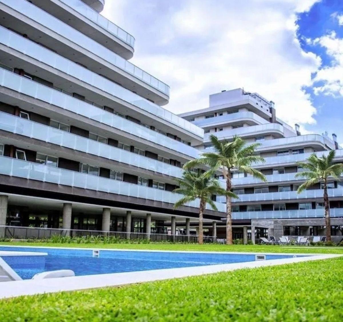 Two-room apartment with balcony in Quilmes
