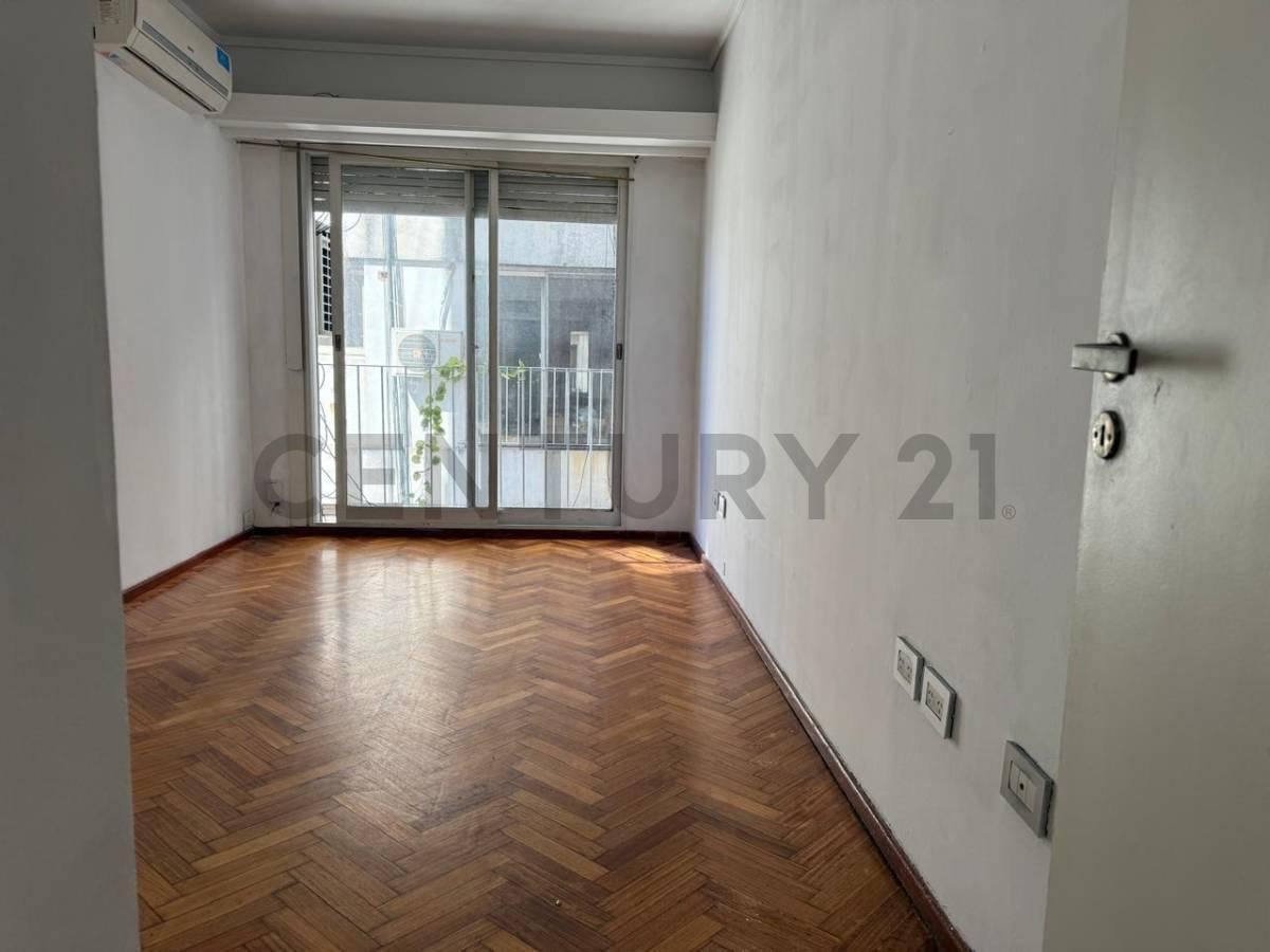 Departamento de 2 ambientes con escritorio en San Nicolás