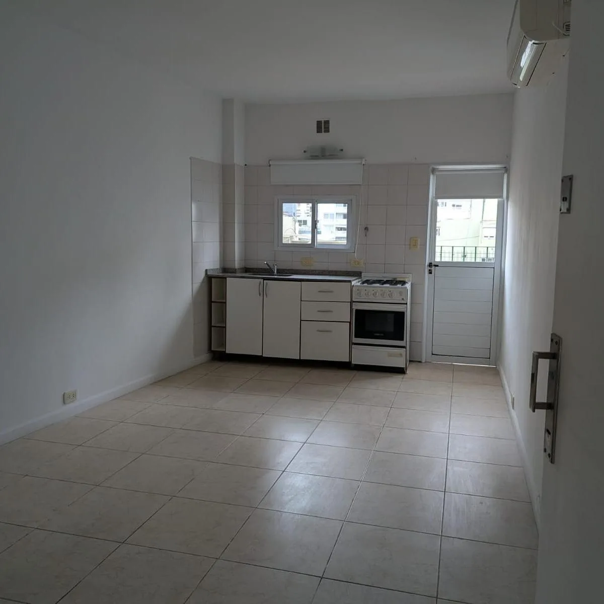 Kitnet em Palermo Chico