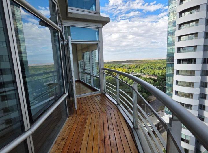 Квартира в Puerto Madero с 2 спальнями и балконом в Torre Rio (Mulieris II)