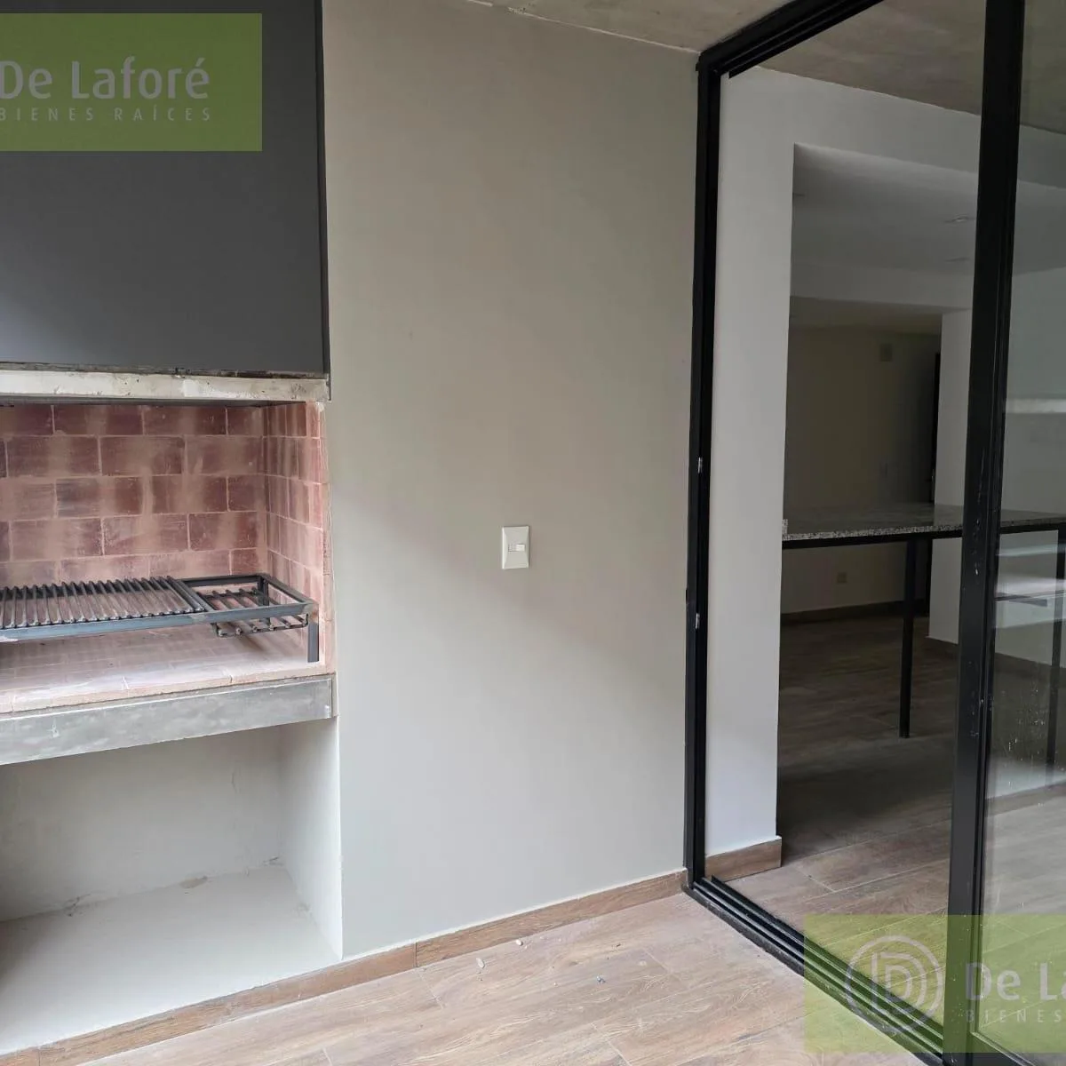 Apartamento de dois ambientes novo com varanda e churrasqueira em San Isidro