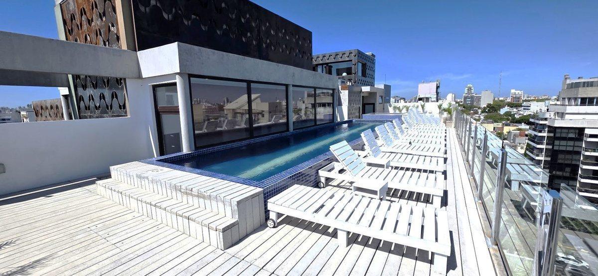 Studio apartment with private terrace and parking in Colegiales