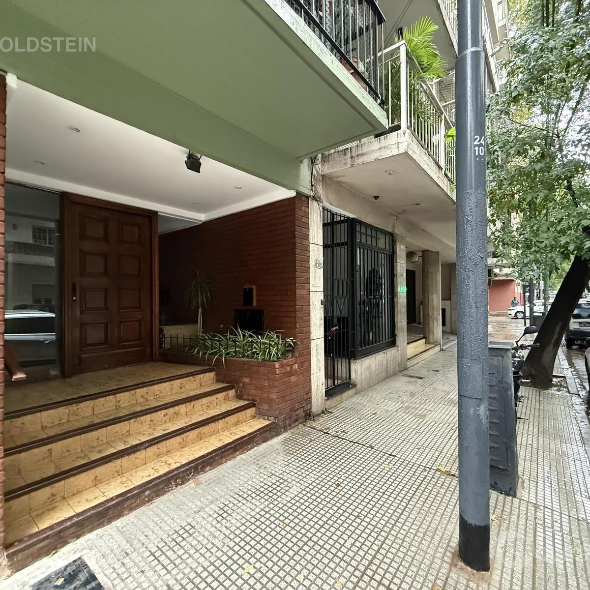 Apartamento de dois ambientes de fundos em Belgrano