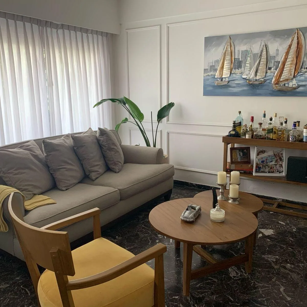 Two-bedroom three-room apartment in Villa Urquiza