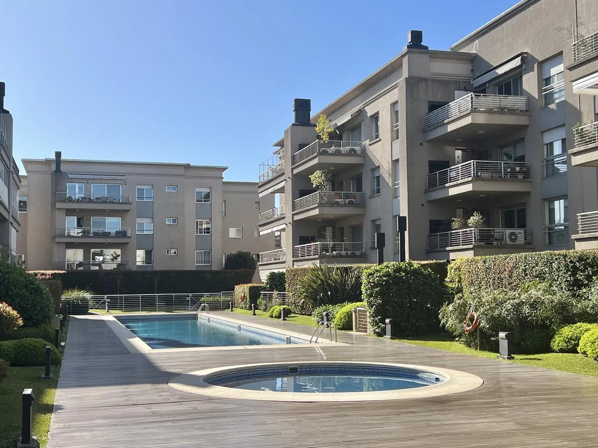 Furnished two-room apartment with terrace in Jardines de San Isidro