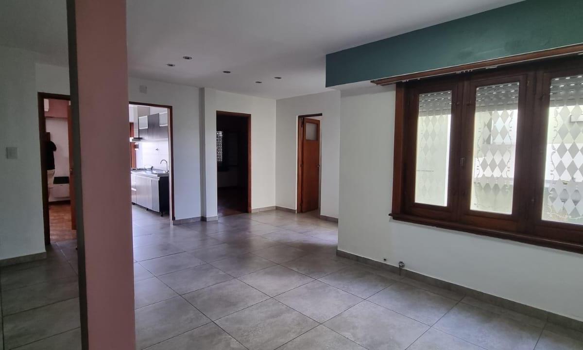 Apartamento de três ambientes em Lanús