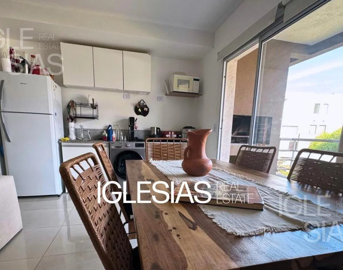 Unfurnished two-room apartment in Nordelta
