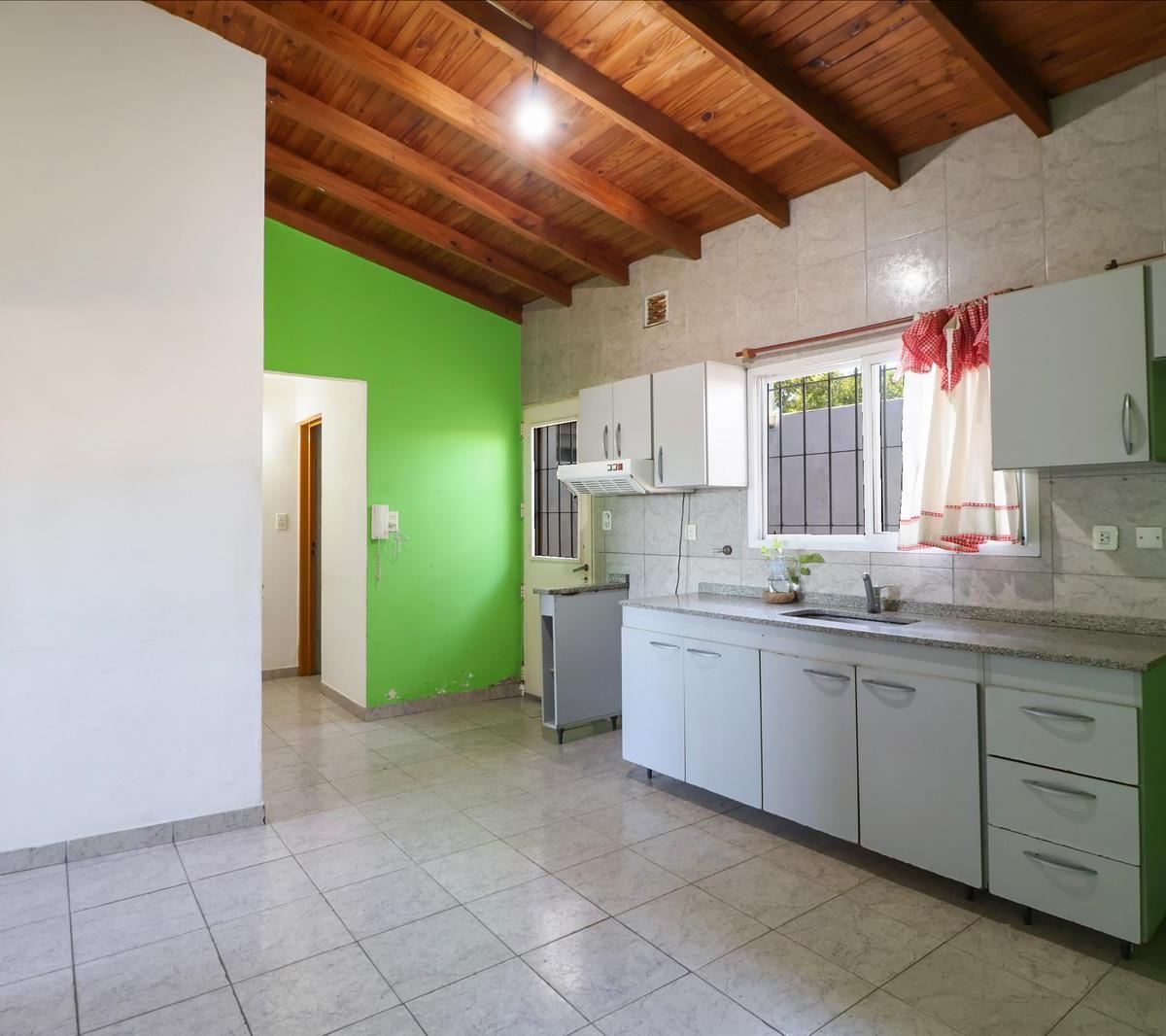 Two-bedroom PH in General San Martín