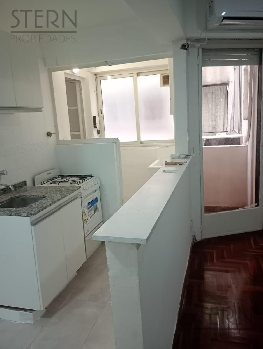 Departamento de 3 ambientes con lavadero y dependencia en Retiro