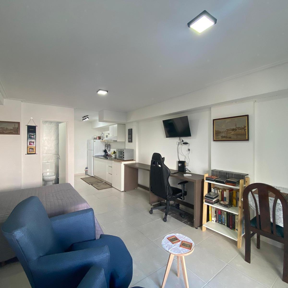 Apartamento kitnet mobiliado em Lanús para locação temporária