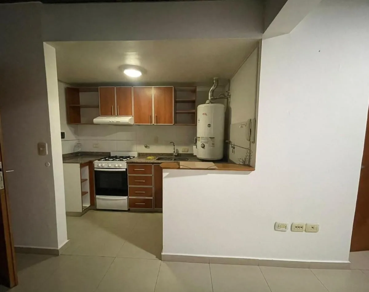 Departamento 2 Ambientes en Alquiler - con Cochera