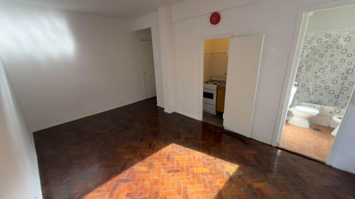 Kitnet de frente em San Telmo