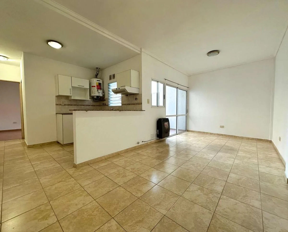 Apartamento de dois ambientes com varanda em General San Martín