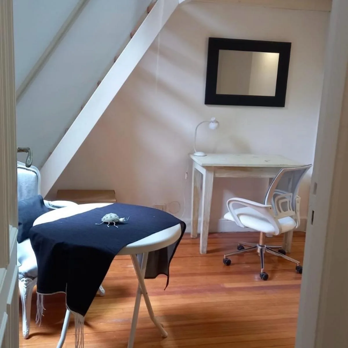 Furnished one-bedroom apartment in Monserrat