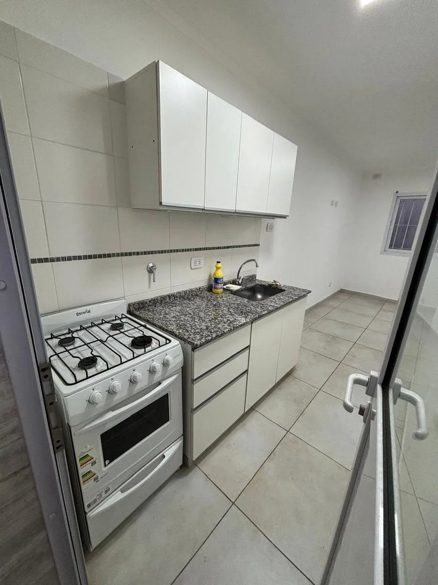 Ground-floor two-room PH with patio in General San Martín
