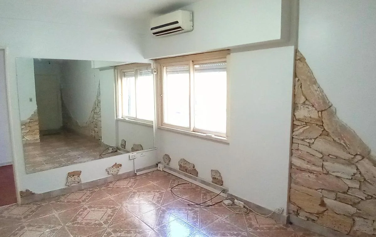 Apartamento de três ambientes em Liniers