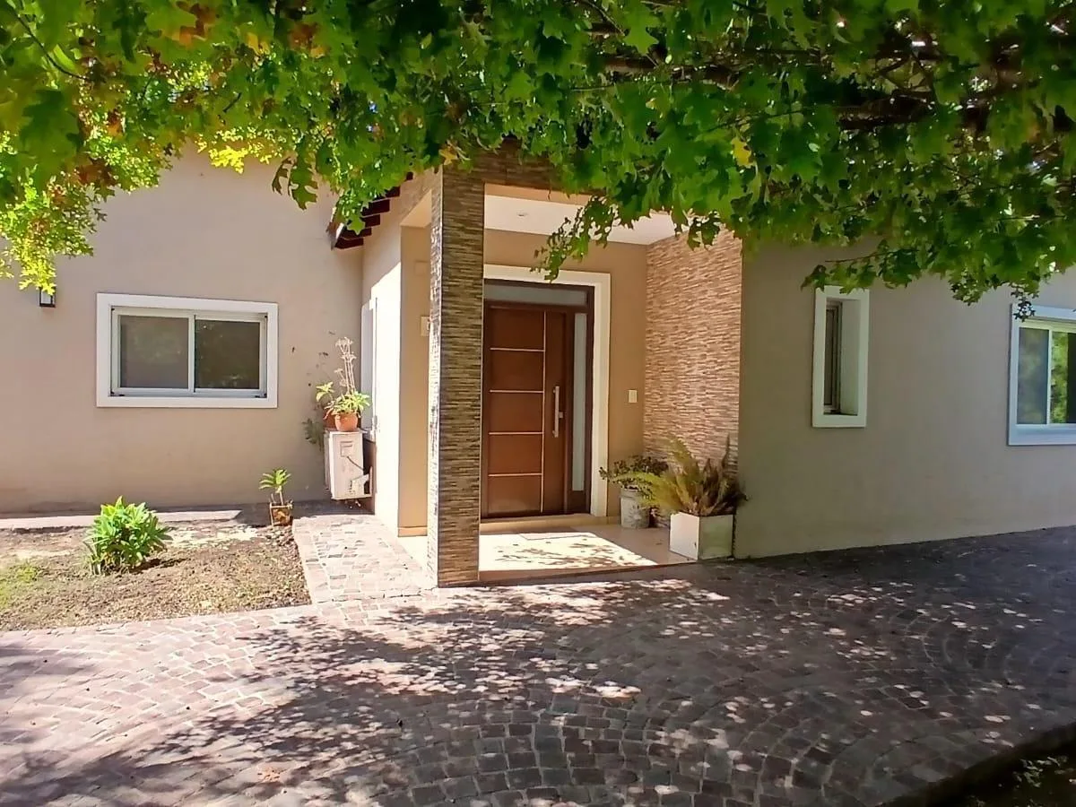 Casa en Alquiler!