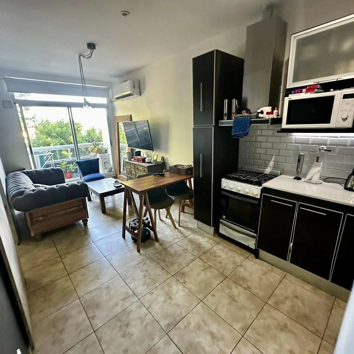 Monoambiente amueblado en Parque Avellaneda