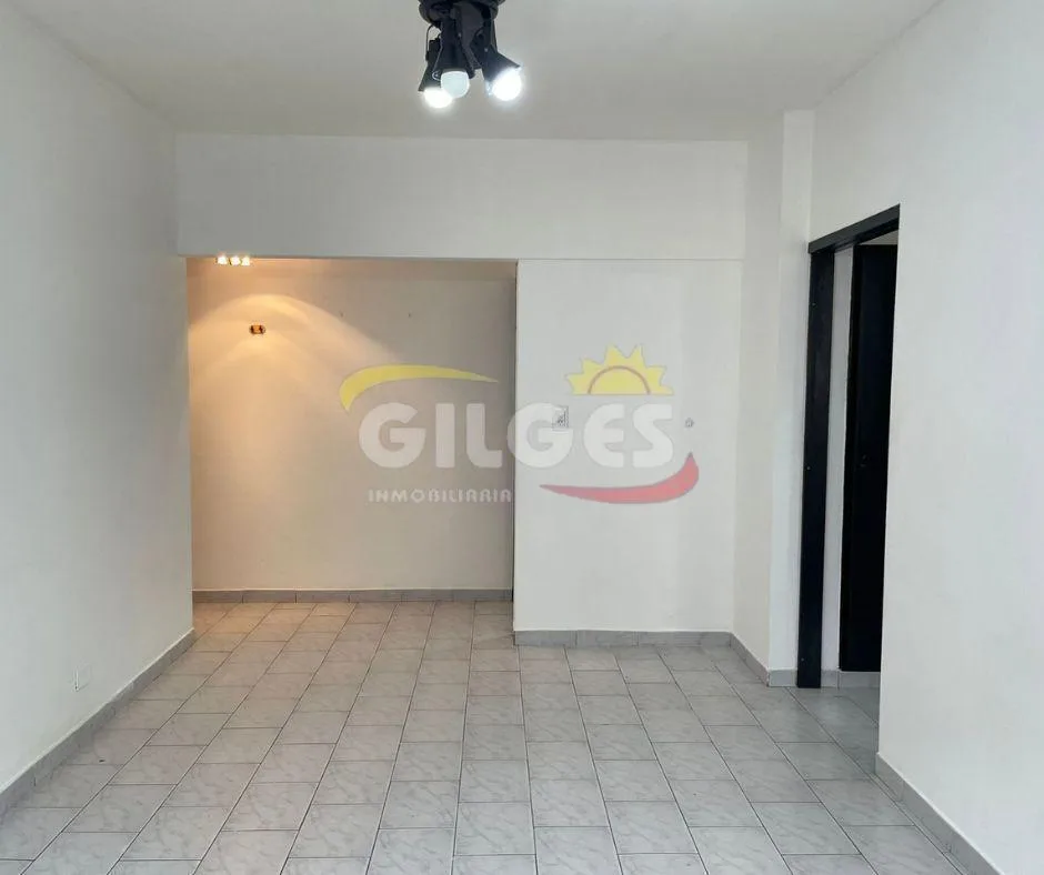 Two-room apartment with parking in Ramos Mejía
