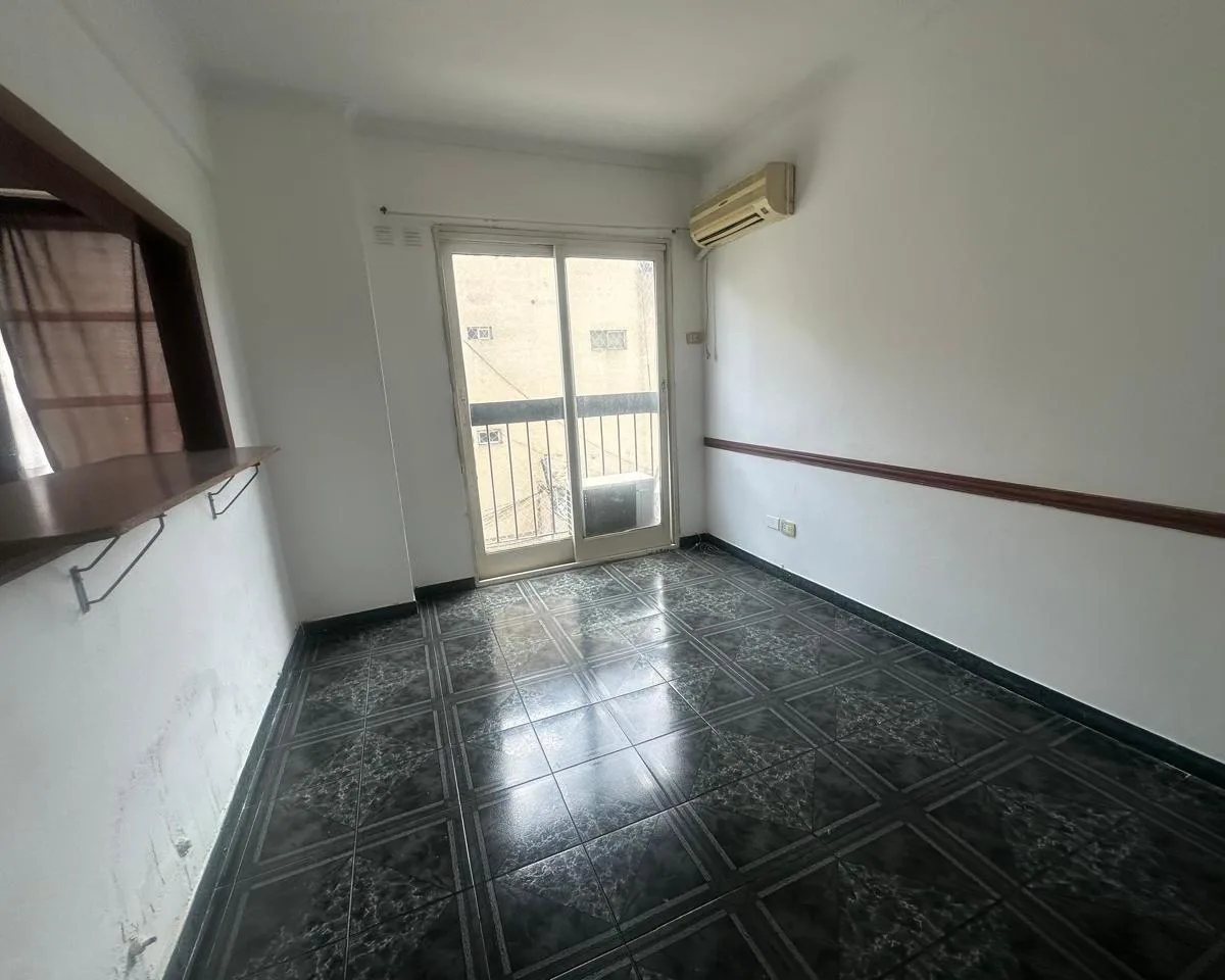Departamento de 2 ambientes reciclado en Almagro