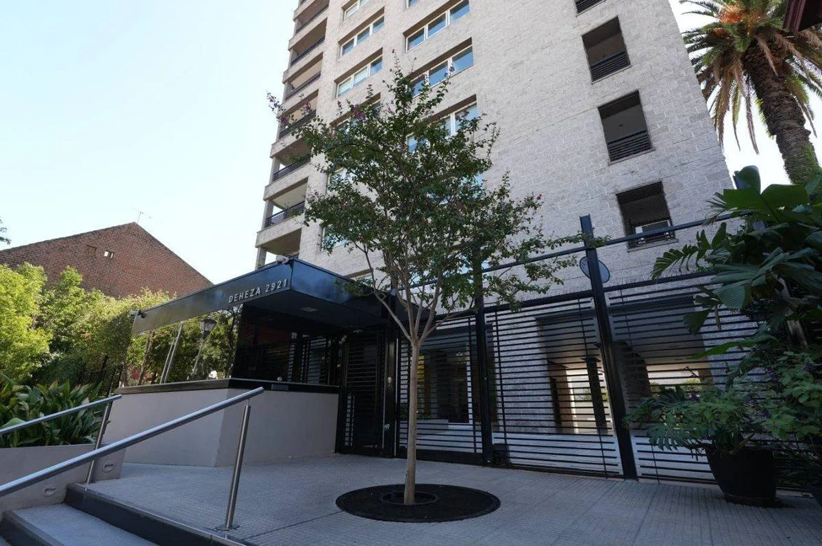 Квартира с 2 спальнями и парковочным местом в Saavedra