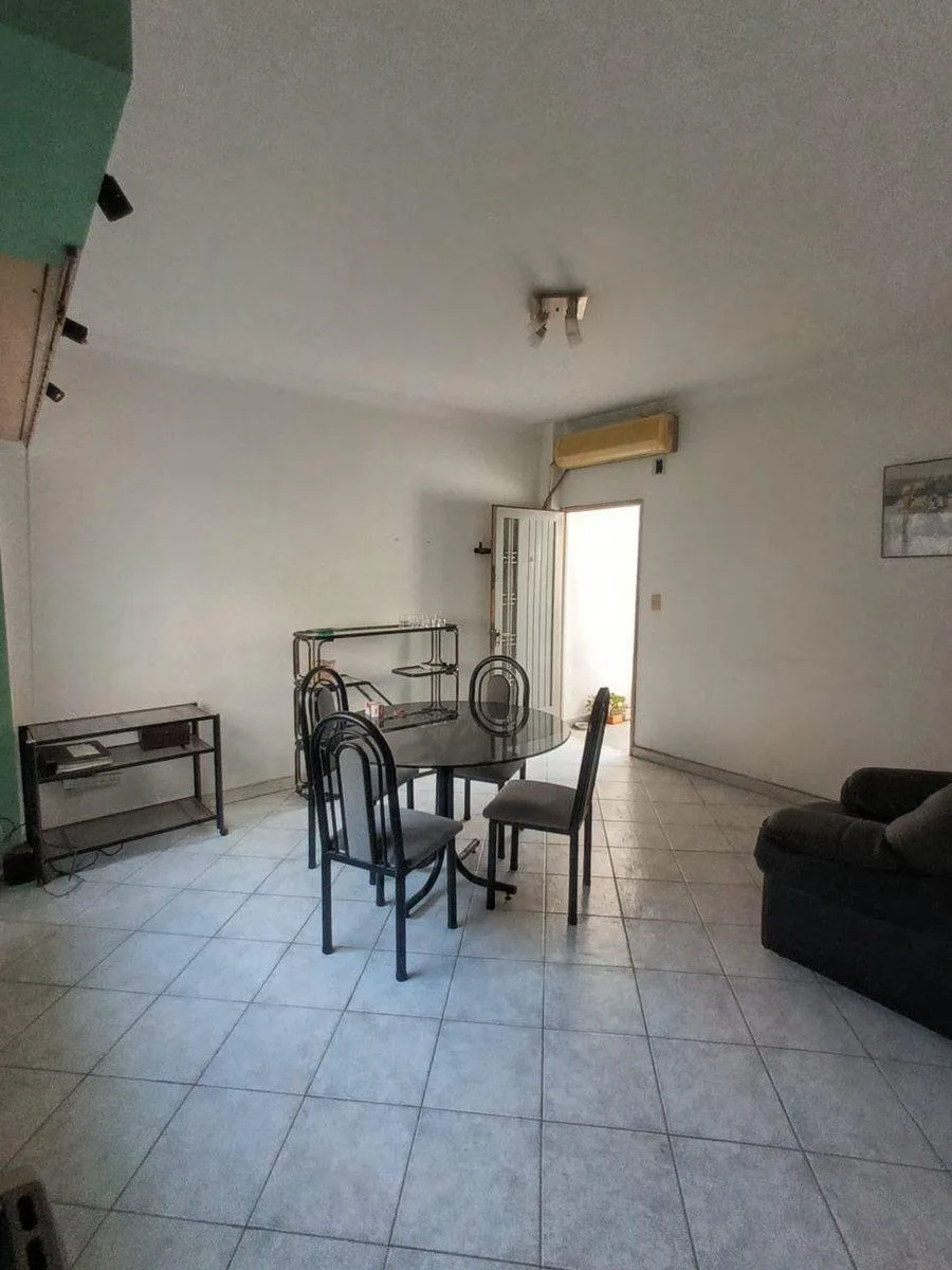 Departamento de 3 ambientes en Ramos Mejía