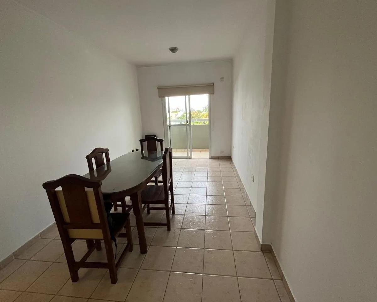 Departamento de 2 ambientes semiamoblado en La Plata