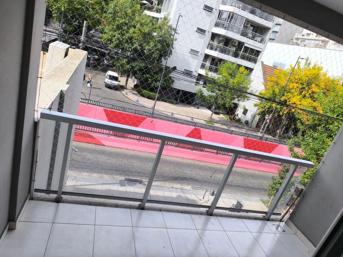 Two-room apartment with balcony in Belgrano