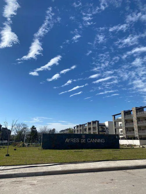 Apartamento de 3 ambientes em Esteban Echeverría