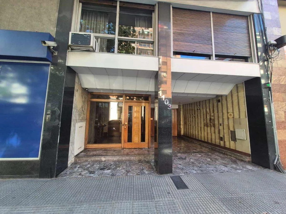 Трёхкомнатная квартира в Barracas на Av. Montes de Oca