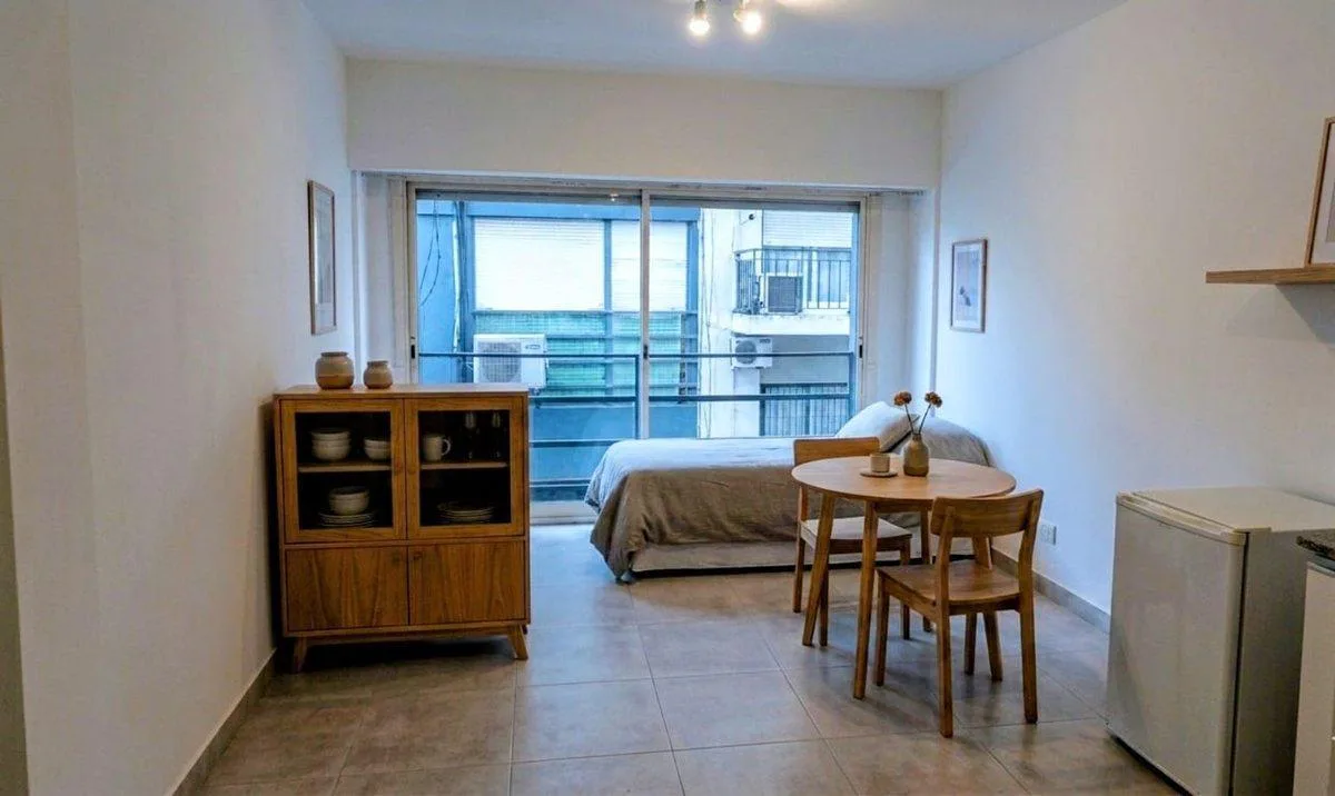 Квартира-студия в Balvanera на Av. Corrientes