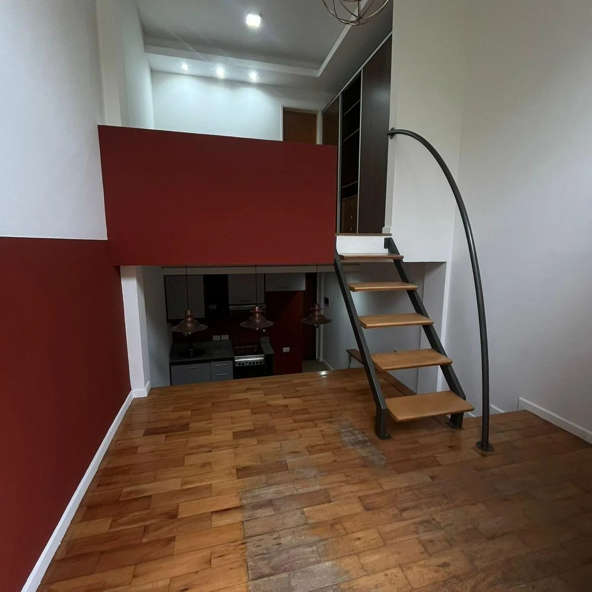 Квартира с двумя комнатами и парковочным местом в Castelar