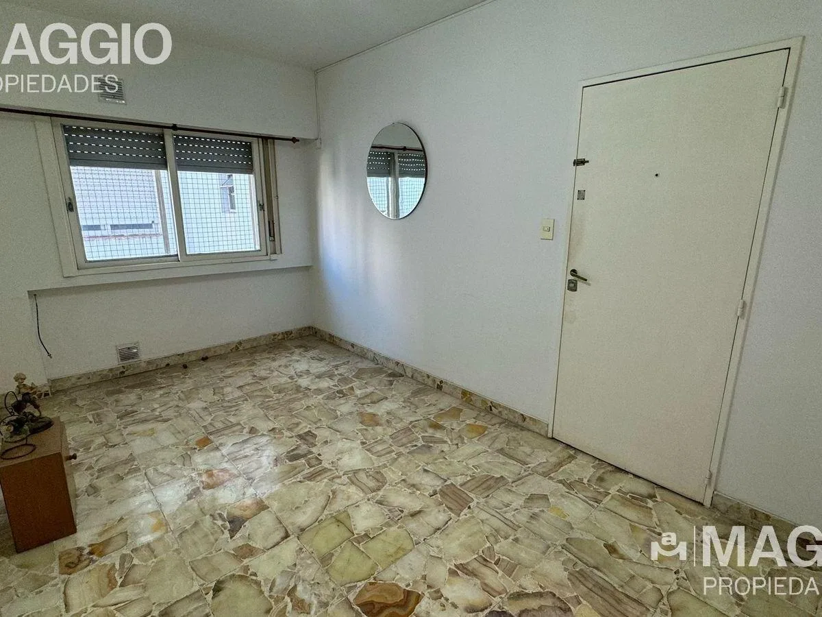 Two-room apartment for professional use in Ramos Mejía
