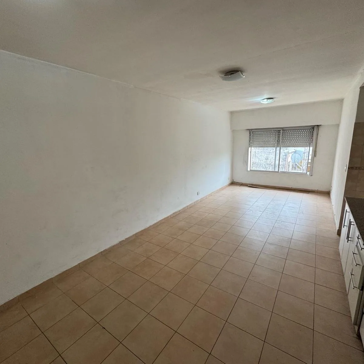 Monoambiente en alquiler en José León Suárez