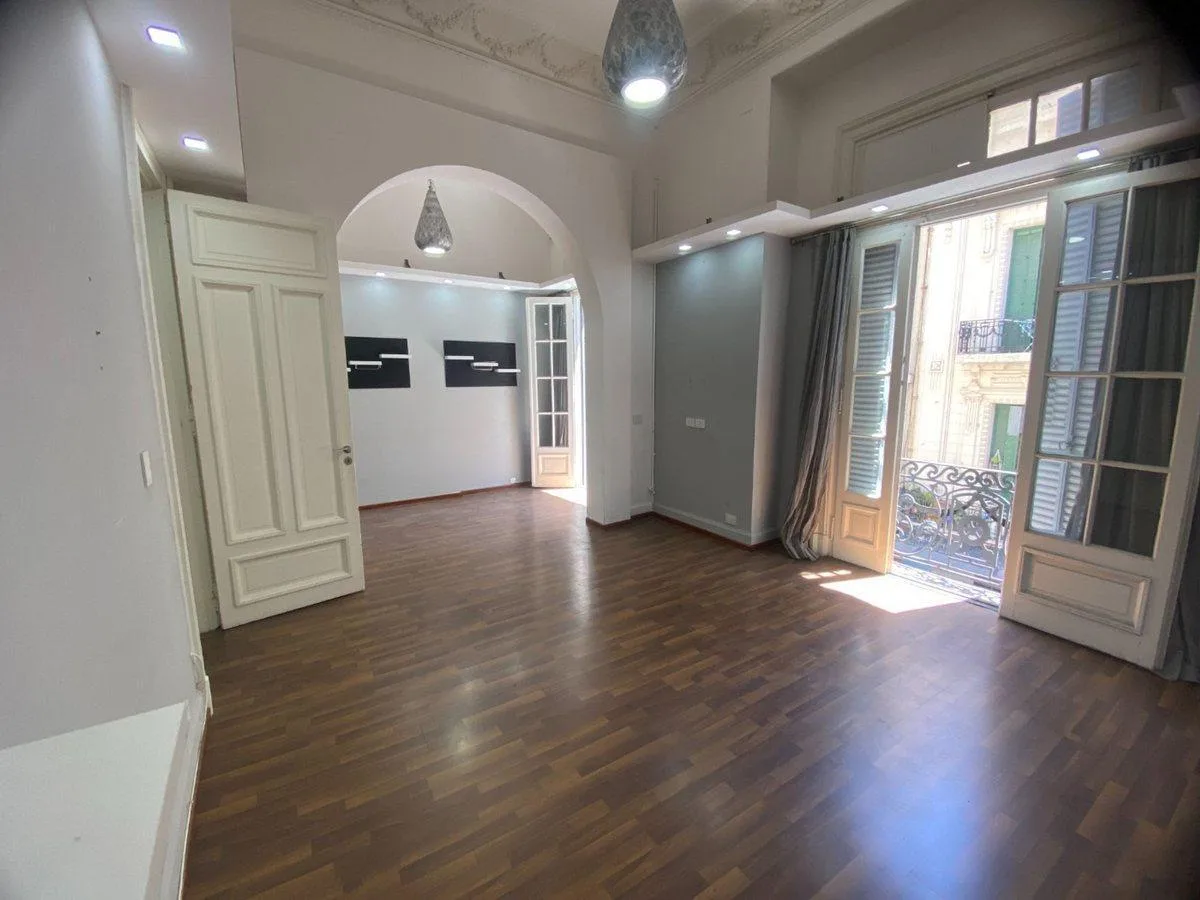 Three-bedroom apartment with balcony and storage room in Balvanera