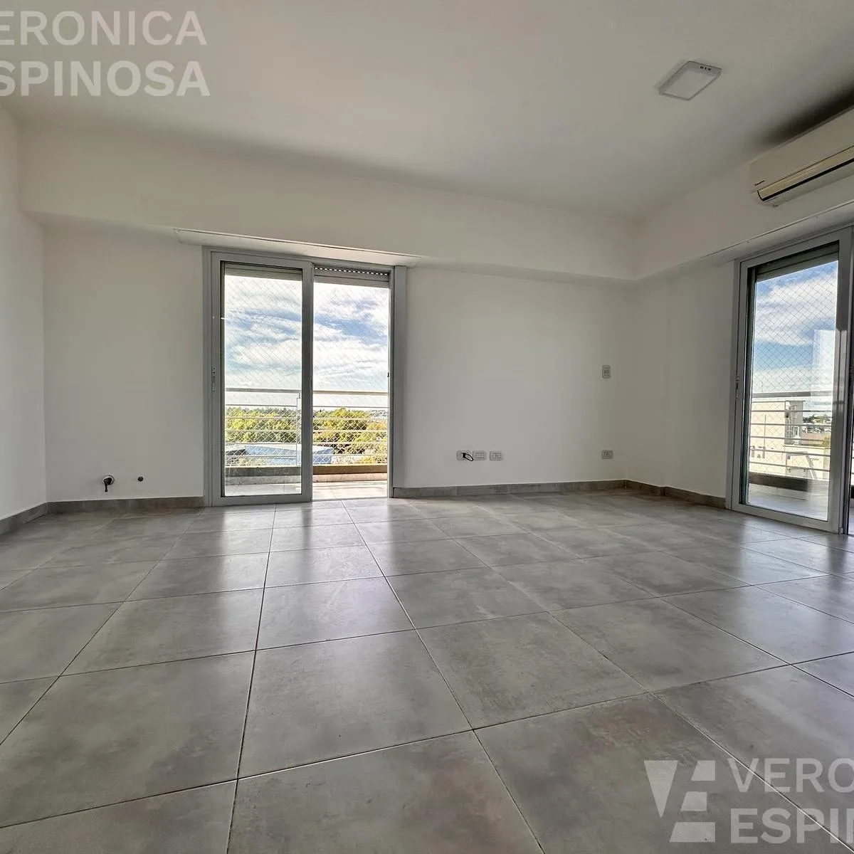 Departamento de 2 ambientes con balcón en Morón