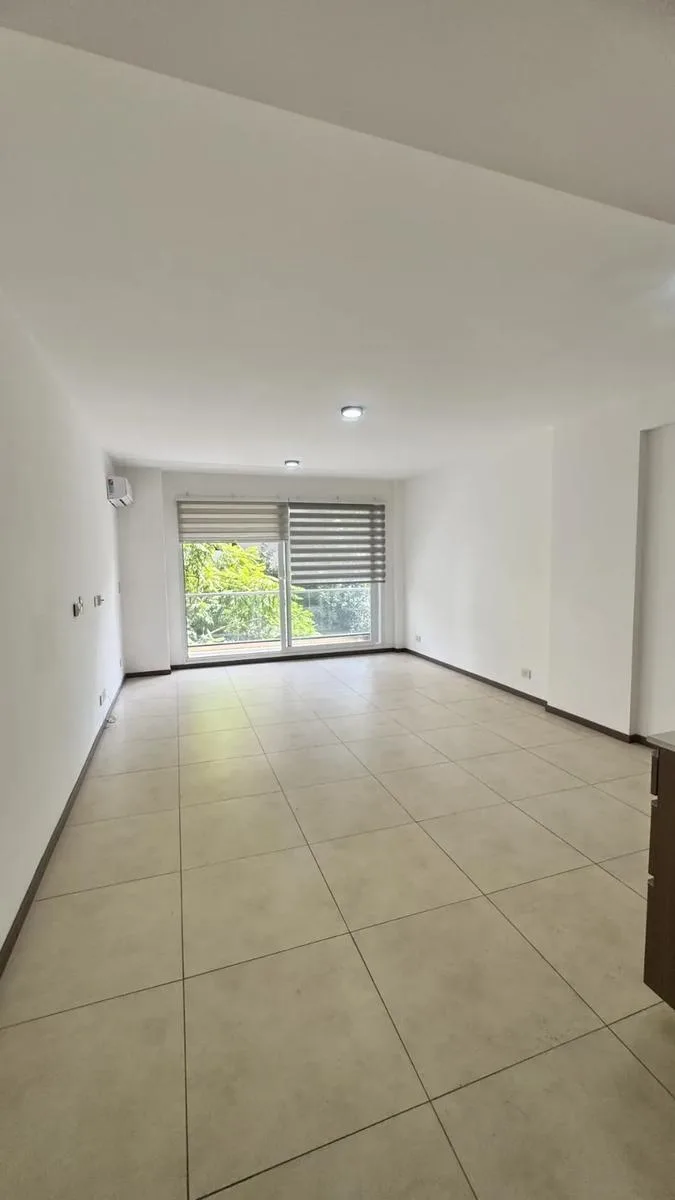 Kitnet de 1 banheiro para alugar em Caballito